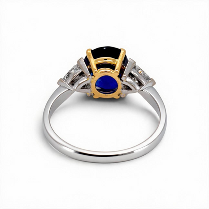 Vintage 18k Gold Trilogy Ring — 3.55ct Unheated Vivid Blue Madagascar Sapphire & Trillion-Cut Diamonds | Bellerophon Certified