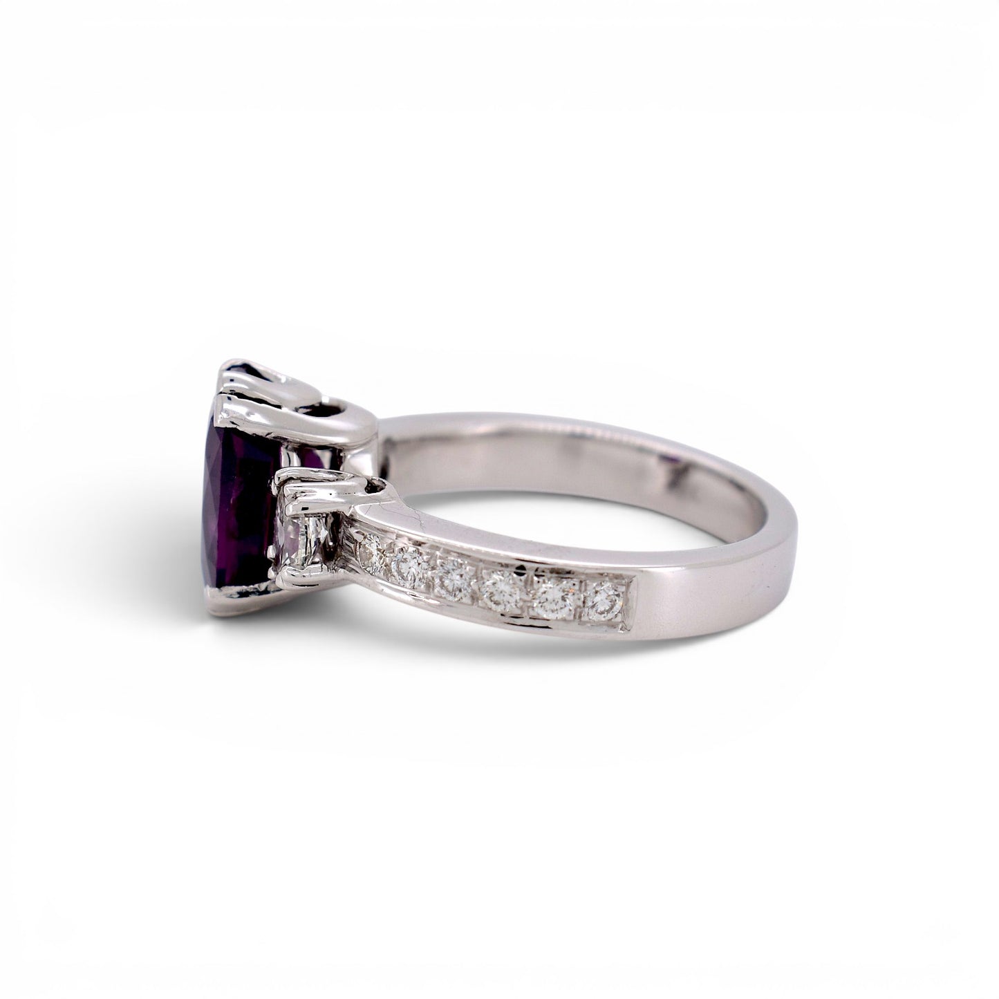 18k Gold Three-Stone Ring — Natural Purple Himalaya Sapphire & Diamonds | GRS Certified