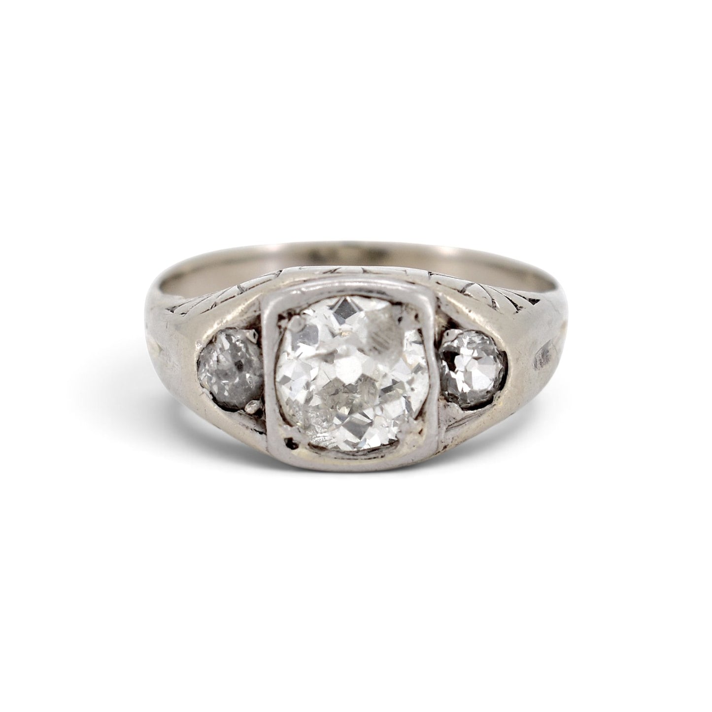Antique Art Deco 18k gold trilogy ring 
1ct old-cut diamonds hand-engrave shank front view circa 1920 — Antique Jewelry Finds