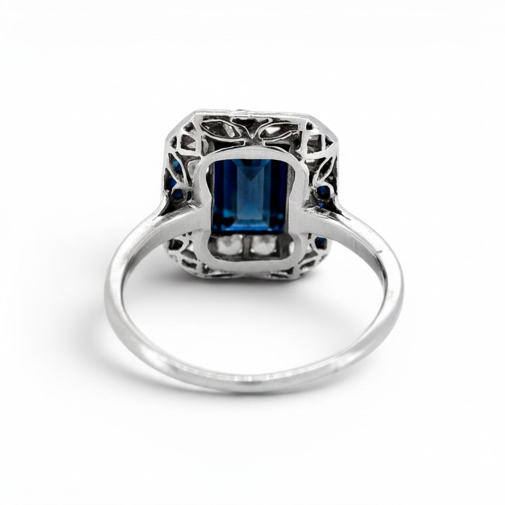 Antique Art Deco platinum ring top view 
natural sapphire 1.5ct double halo 14x11mm — Antique Jewelry Finds