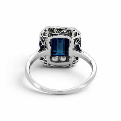 Antique Art Deco platinum ring top view 
natural sapphire 1.5ct double halo 14x11mm — Antique Jewelry Finds