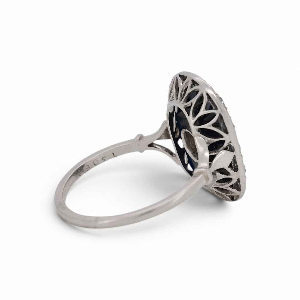 Antique Art Deco platinum cocktail ring 
sapphire diamond detail side view circa 1920 — Antique Jewelry Finds