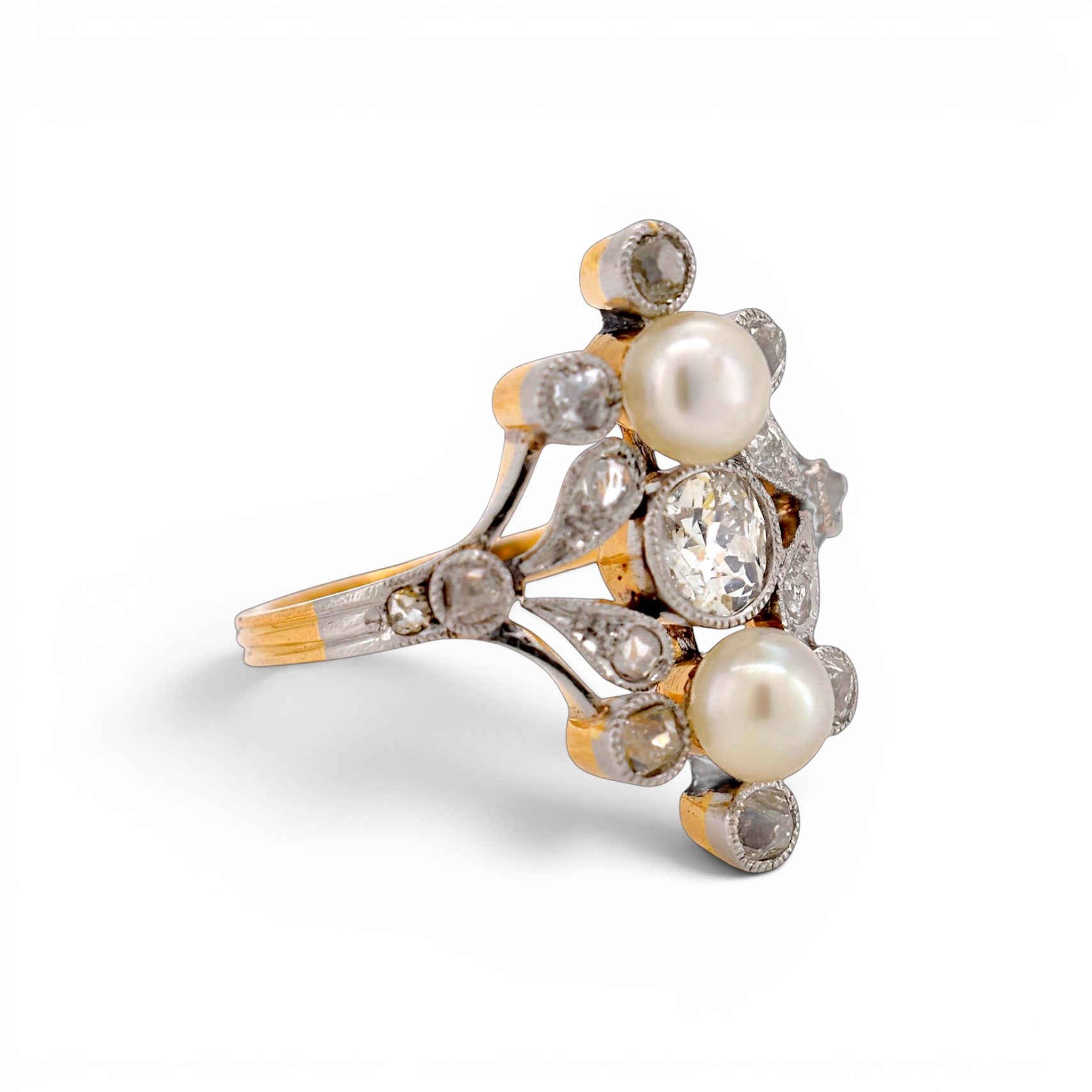 Antique Art Nouveau 18k gold ring pearl 
old-cut diamond rose-cut detail side view circa 1910 — Antique Jewelry Finds