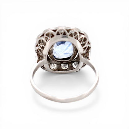 Back of the ring that Bellerophon gemological report confirming unheated natural Ceylon sapphire 4.01 carats