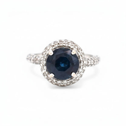 Bague halo double saphir bleu 3 carats en or 18 carats avec diamants, circa 2000, par Antique Jewelry Finds