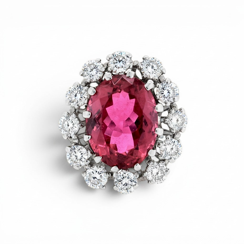 Bague marguerite vintage Antique Jewelry Finds en or blanc 18k avec tourmaline rose ovale et halo de diamants