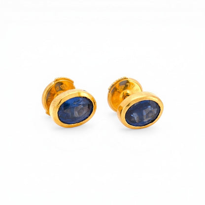 Boucles d'oreilles vintage Antique Jewelry Finds en or jaune 18 carats avec saphirs bleus ovales de 2 carats au total, fermoirs Alpa.