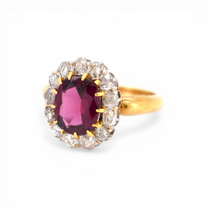 other side profile of Belle Epoque ring showing the antique openwork basket and 18k gold