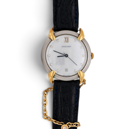 Montre vintage Chaumet Elysée Antique Jewelry Finds en or 18k et acier avec cadran à diamants et bracelet en cuir