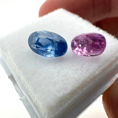 Reverse back view of the natural matched pair of old cut blue sapphires from Ceylon demonstrating their excellent clarity and lack of heat treatment.