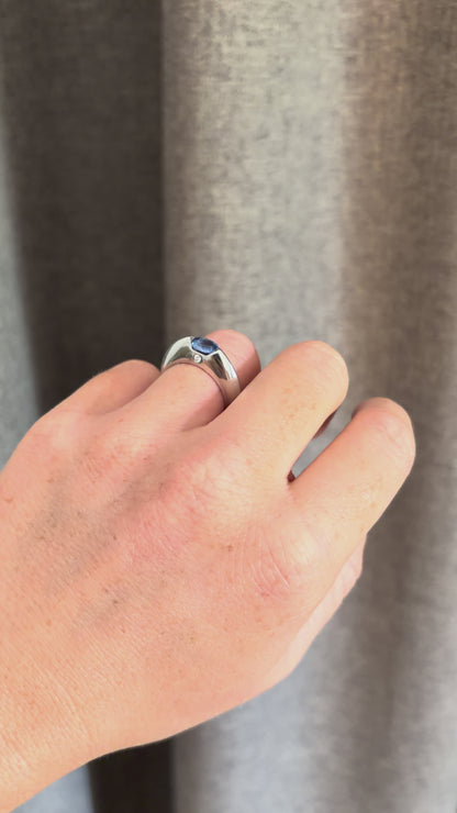 Piaget "Biseau" 18k Gold Ring — Natural Sapphire & Diamond | Signed & Numbered, 1998