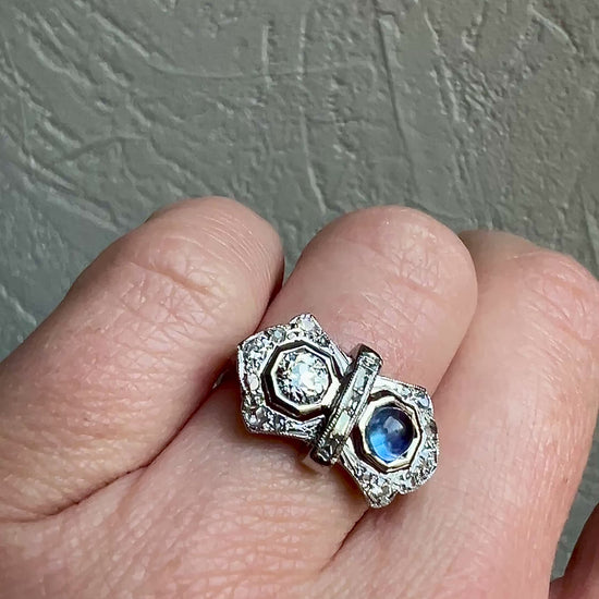 art deco ring sapphire diamonds 