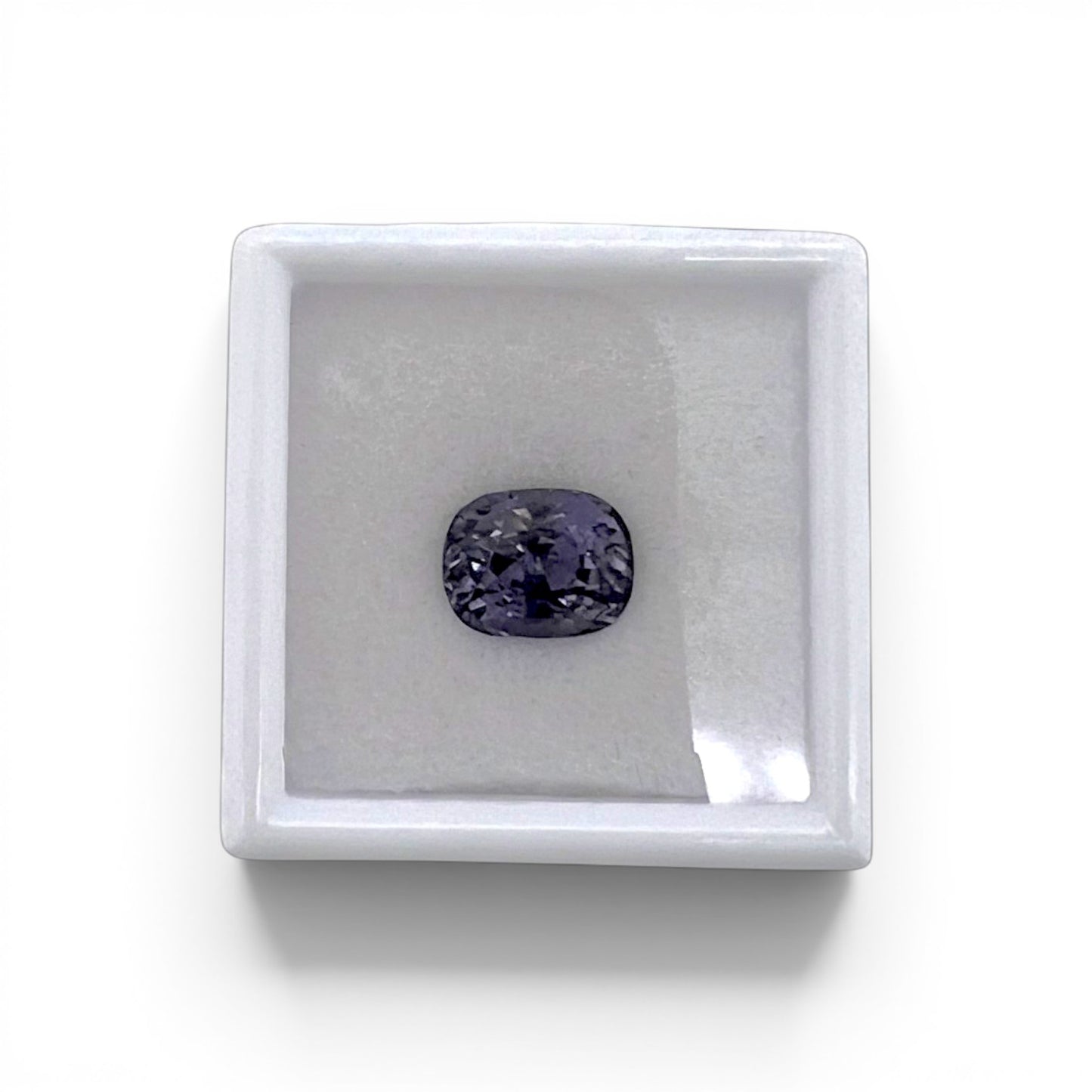 Loose 2.70 carat unheated lavender spinel gemstone from Vietnam displayed inside a luxury presentation gem box by Antique Jewelry Finds.