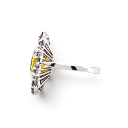 Natural unheated yellow Ceylon sapphire 5.49ct Bellerophon certified pompadour ring close-up — Antique Jewelry Finds