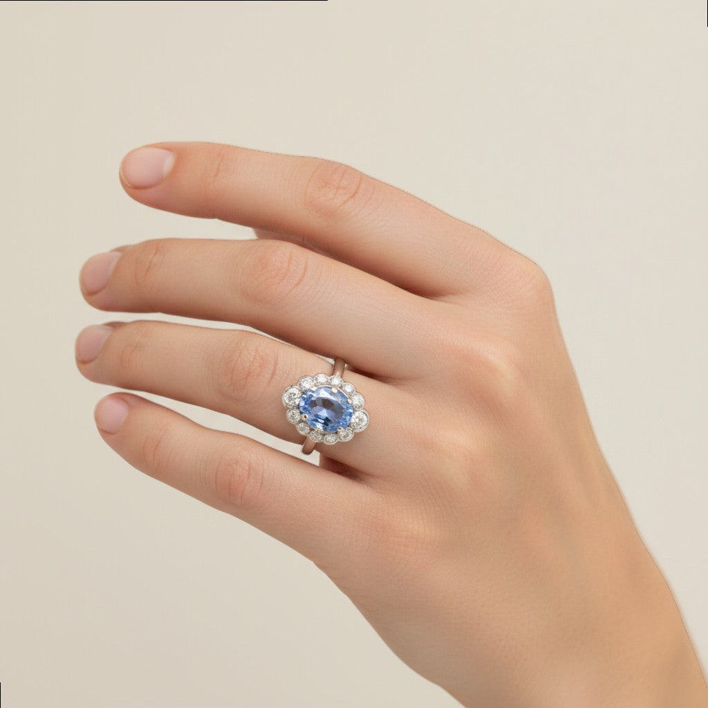 Vintage 18k gold pompadour ring 3.55ct unheated Madagascar sapphire diamond halo worn on hand size 5.75 US — Antique Jewelry Finds
