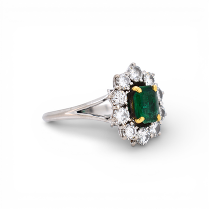 Close-up of 1 carat F-G color VS clarity brilliant diamonds in a halo setting