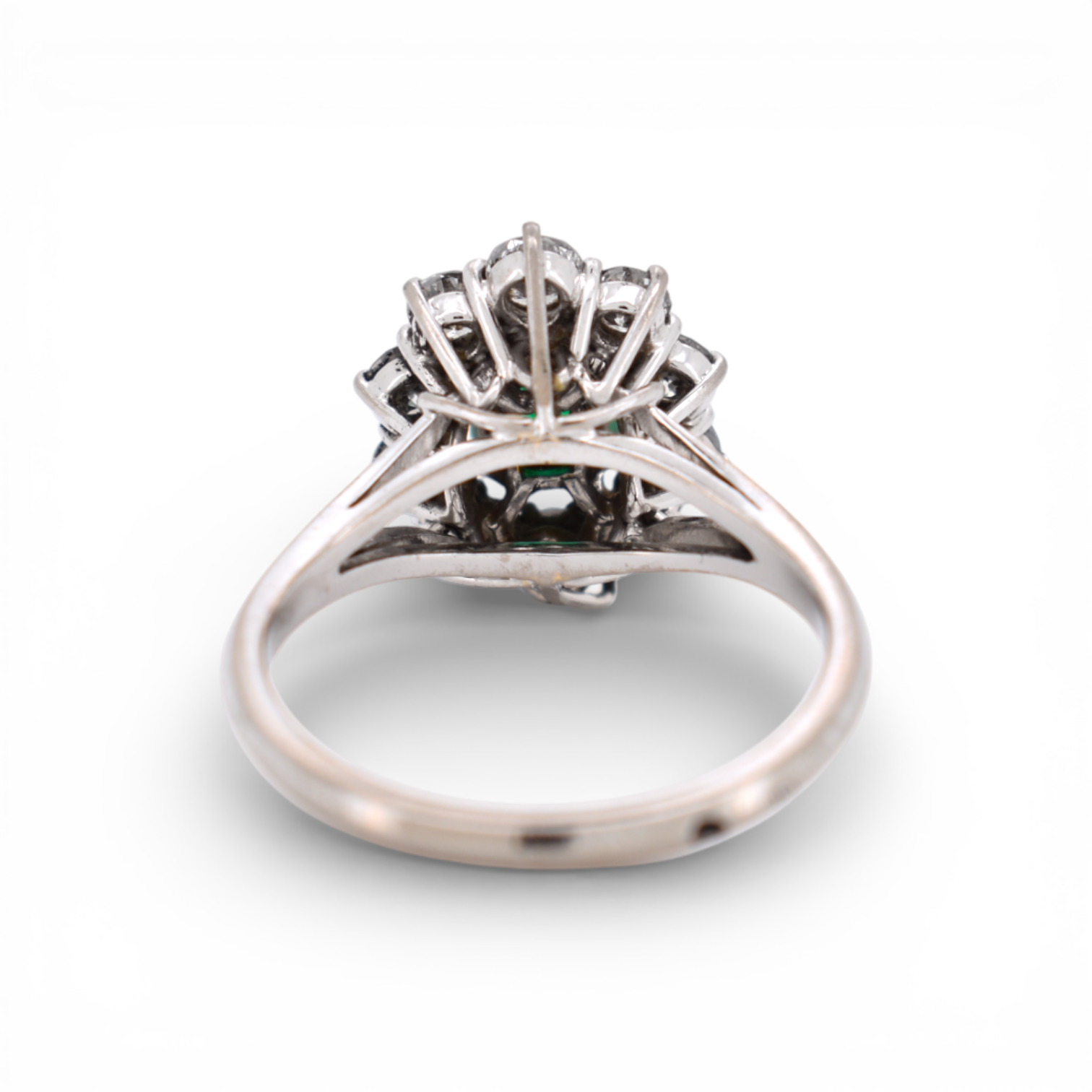 French Eagle's head hallmark for 18k gold on a vintage emerald ring band