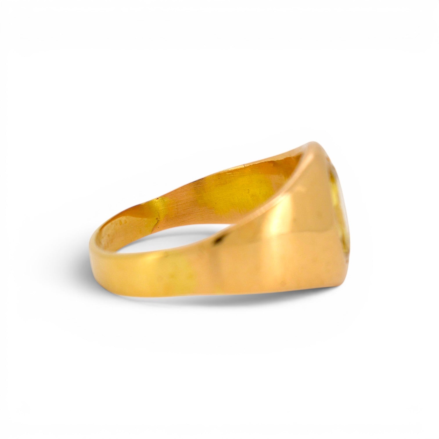 Vintage 18k gold signet ring yellow Ceylon 
sapphire detail side view — Antique Jewelry Finds