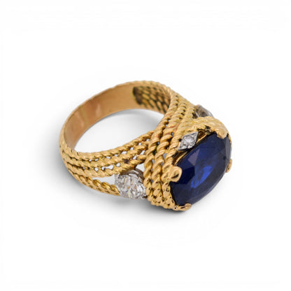Vintage 1950s 18k braided gold ring with a 5.20ct unheated Ceylon sapphire and old-cut diamonds by Antique Jewelry Finds.